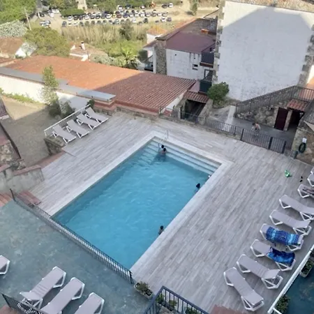 Apartment Lets Holidays Sea Views & Pool In Sa Gabarra Tossa de Mar
